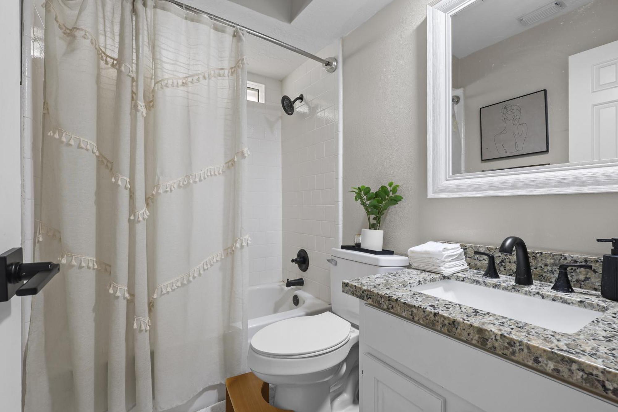 Woodbridge - Private Near Iah - Pool * Houston